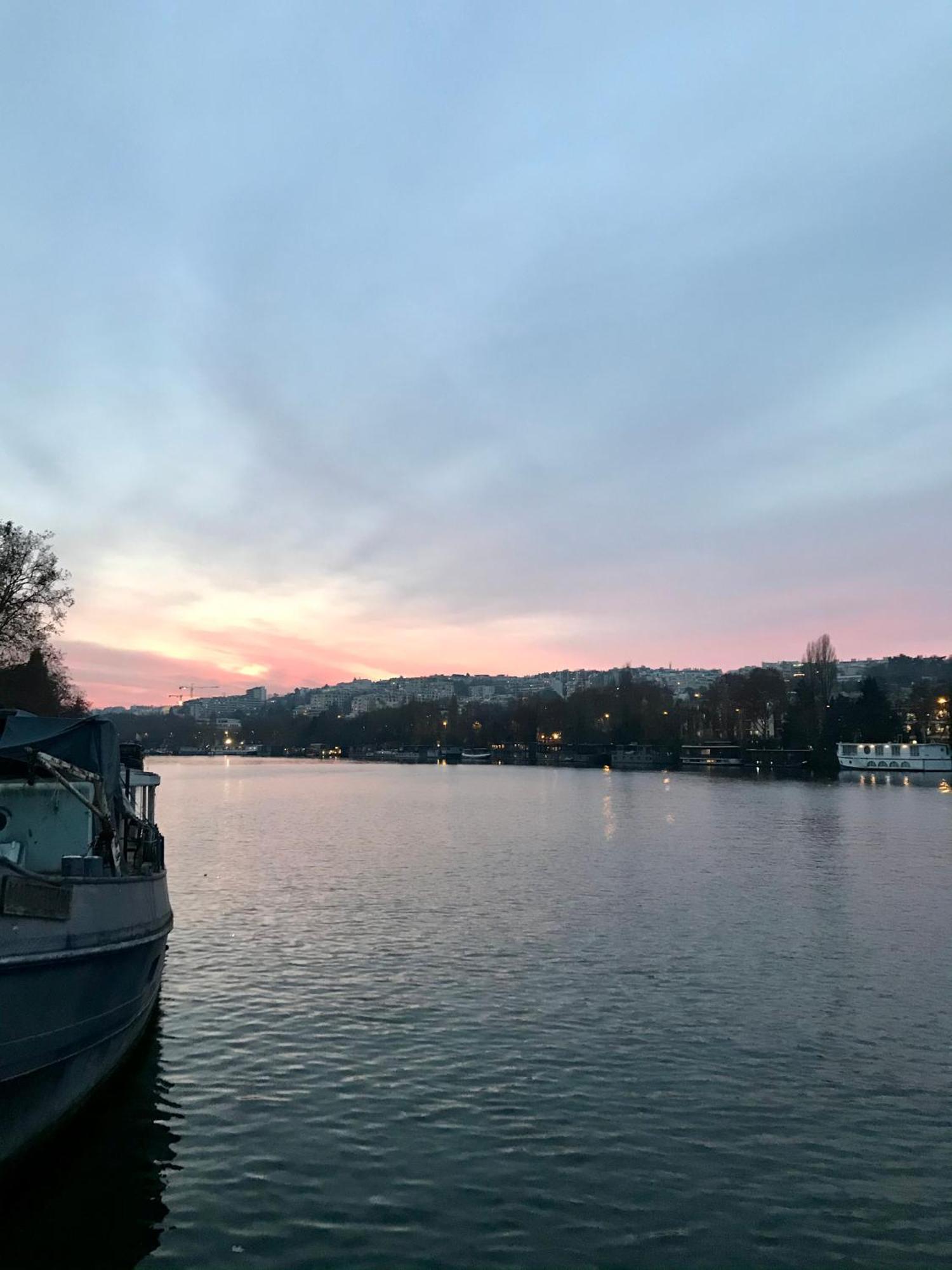 Loft Sur L'Eau Avec Parking Leilighet Paris Eksteriør bilde